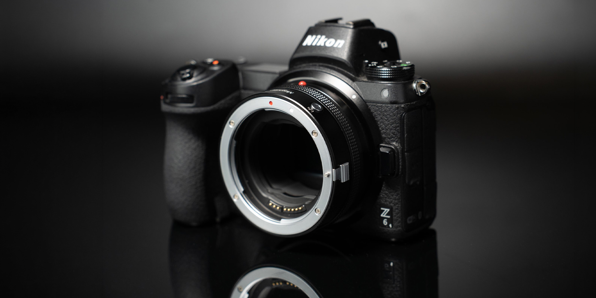width=100% Adapter bagnetowy z autofocusem Megadap EFTZ21 - Canon EF / Nikon Z